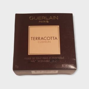Guerlain terracotta cushion fresh bronzing fluid makeup (shade Natural)